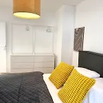 Moderne Wohlfuehlwohnung Nahe Df & Cgn! * Швельм