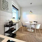 Moderne Wohlfuehlwohnung Nahe Df & Cgn!