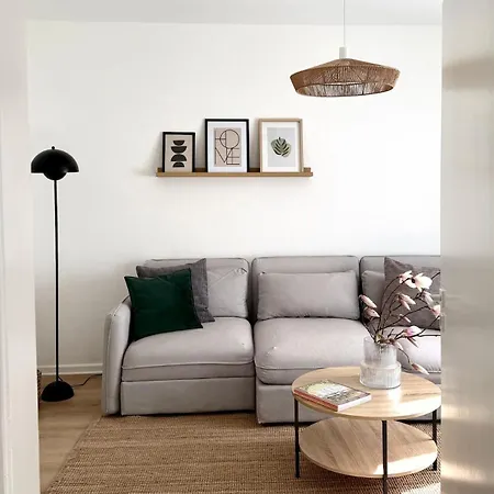 Daire Moderne Wohlfuehlwohnung Nahe Df & Cgn!