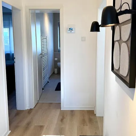 Daire Moderne Wohlfuehlwohnung Nahe Df & Cgn! *