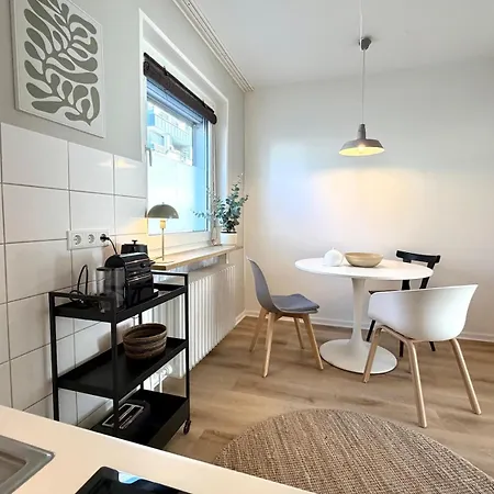 Moderne Wohlfuehlwohnung Nahe Df & Cgn!