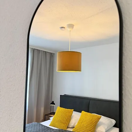 Moderne Wohlfuehlwohnung Nahe Df & Cgn! Daire *