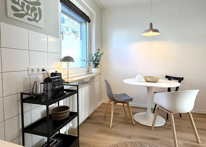 Moderne Wohlfuehlwohnung Nahe Df & Cgn!