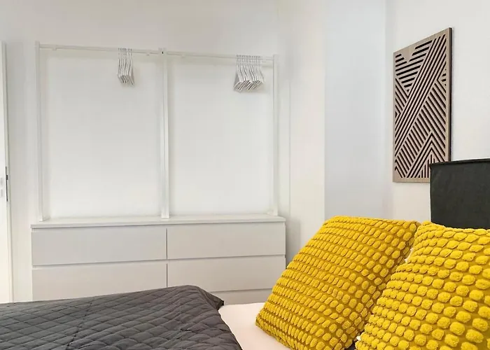 Daire Moderne Wohlfuehlwohnung Nahe Df & Cgn! *