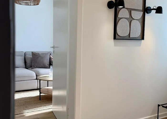 Moderne Wohlfuehlwohnung Nahe Df & Cgn! Schwelm